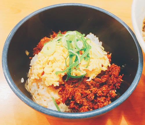 九州ラーメン黒兵衛の豚たまこの写真