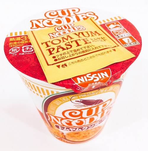 日清カップヌードル(トムヤムクンヌードル)の商品写真