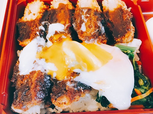 松浦のみそカツ丼と半熟卵