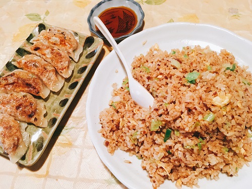 桃仙の五目炒飯と焼き餃子