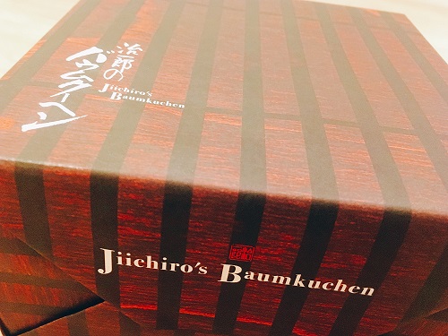 治一郎のバウムクーヘンの外装