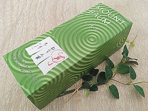 ねんりん家のマウントバーム お抹茶の外装