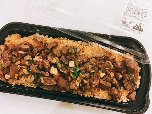 コストコのガーリックビーフライスの商品写真