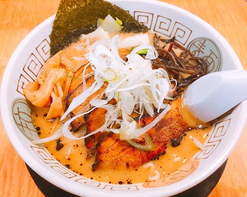 十味やの白味噌チャーシューらーめん