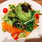 俺のイタリアン TOKYO☆アボカド on the キャビア+トリュフのピザ☆