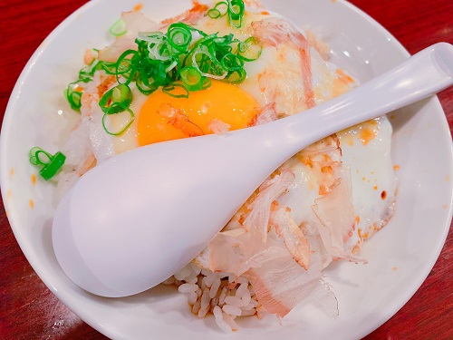 ラーメンミナミ十字星の焼豚玉子飯