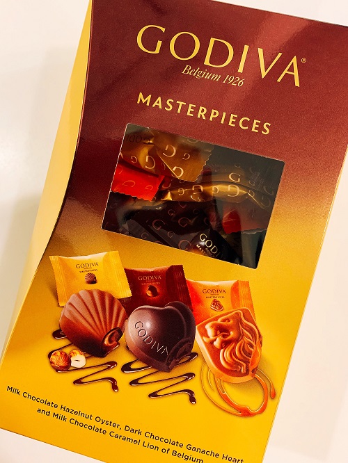 GODIVA マスターピースシェアリングパックの外装