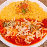 色鮮やかなカレーが印象的☆新宿にあるカレー専門店!スパイシーCURRYハウス半月