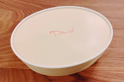 ダニエル カヌレオーバルの外装