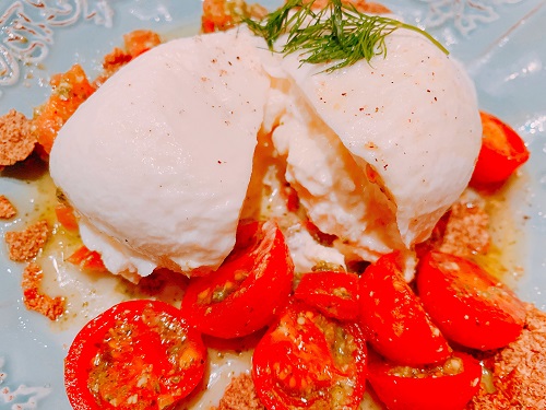 チーズチーズカフェ三宮 とろけるブッラータ