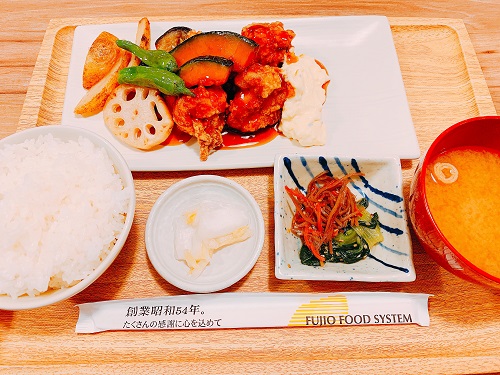 さち福やCAFEのチキン南蛮とたっぷり温野菜定食