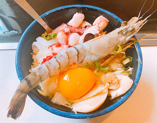 ニュー白馬のシーフードミックス焼き(焼く前)