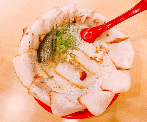 みなと軒 東門本店のとんこつ姫花びらチャーシュー