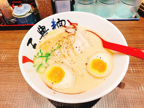 三豊麺 三ノ宮店の白特製とんこつ