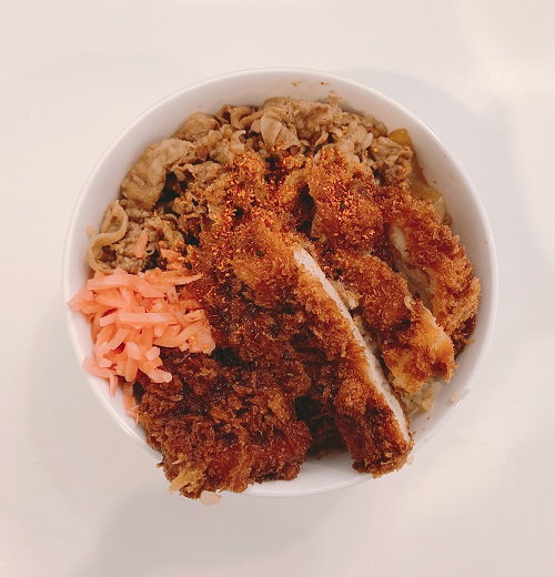 すき家の牛丼とトンカツ