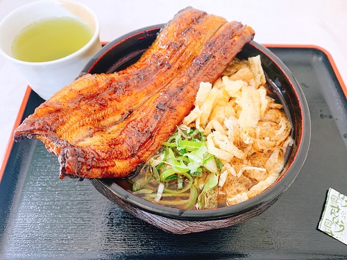 駅のうなぎ屋やまよしのうなぎうどん