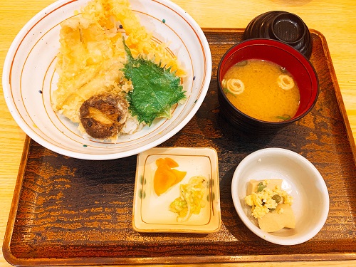 酒楽食彩おおもりの天丼