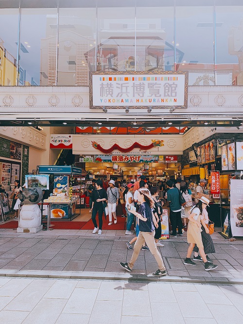 横浜博覧館の外観(昼)