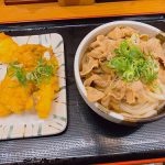 うどんの量とコシが半端ない!麺や富士うどんさんの「豚肉ぶっかけ」with「天ぷら」