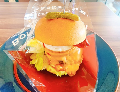 グラニーズカフェの三ヶ日牛バーガー