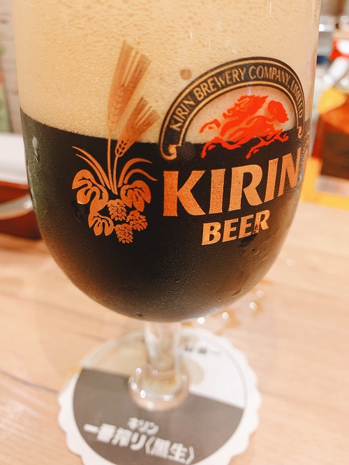 新宿ビアガーデンの黒生