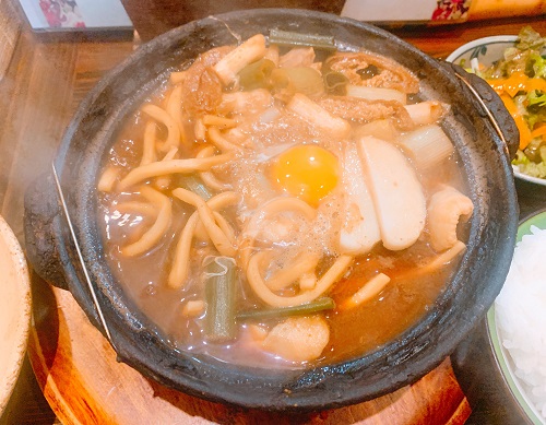 煮込みうどん山本屋の名古屋コーチン親子煮込