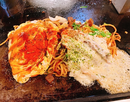 長田本庄軒のぼっかけふわとろオムそばトッピングチーズ