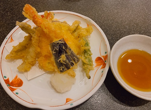 すしざんまいの天ぷらの盛合わせ