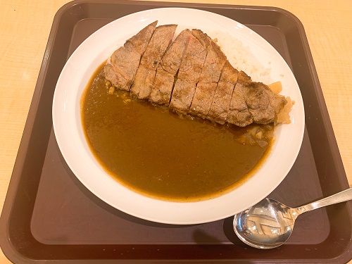 浅草ヨシカミのビーフステーキカレー