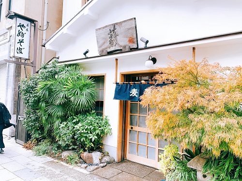 浅草 並木藪蕎麦さんの店舗前