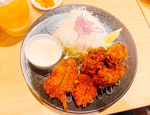 かつれつ亭 二番町店のヒレとカキフライ