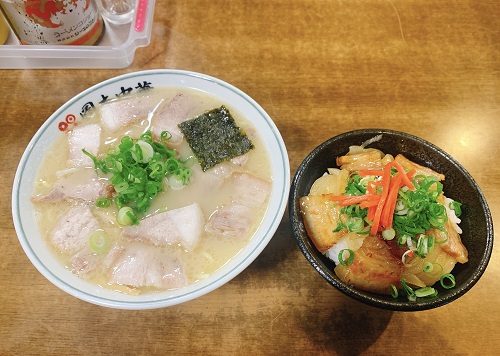 中華そば岡本の中華そば肉入と豚どん