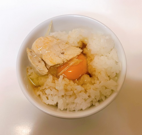 ラーメン東大本店の卵かけご飯