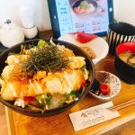 定食専門店と言いつつ・・・どのメニューも想像力が凄い!創作料理「食べごろ」のイカ天てりマヨ丼☆