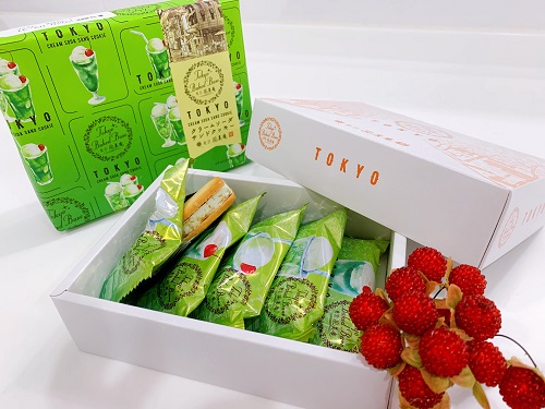 東京BAKED BASE クリームソーダサンドクッキーの商品写真