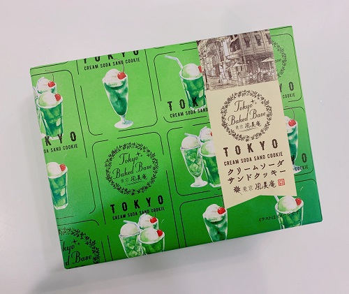 東京BAKED BASE クリームソーダサンドクッキーの外装