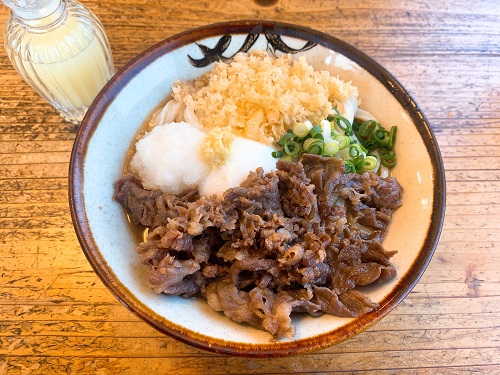 麺処 みのりの温玉肉ぶっかけ