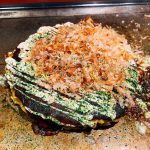 かつおが踊ってる♬お店の名前が付いた「ゆかり焼」とマヨが最高に美味しい!