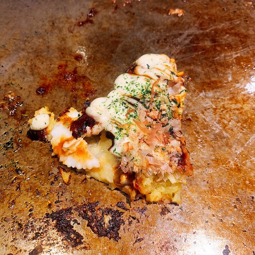 お好み焼 ゆかり梅田店のゆかり焼の最後の一切れ