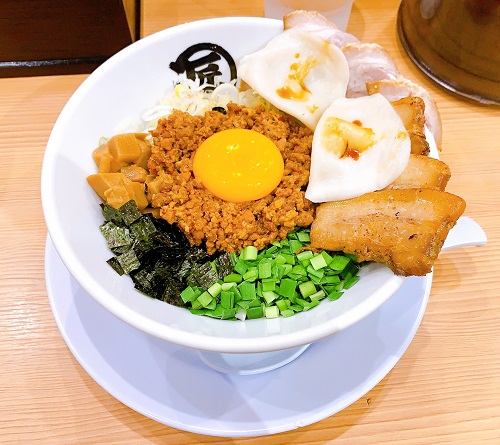 麺やマルショウ 地下鉄新大阪店の台湾まぜそばDX