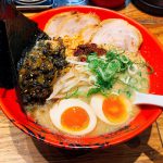 コッテリだけど 何故か食べられる♬ラー麺 ずんどう屋さんの全部のせらーめん☆