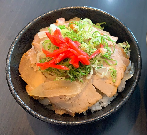 徳島ラーメンふじいの豚丼