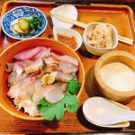 閑静な住宅地の中にポツンとある田吾作さん!生け簀から獲った魚をそのまま捌く料理が人気です☆
