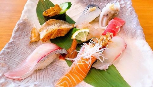 回転寿司さんきゅう柏木店の上にぎりセット