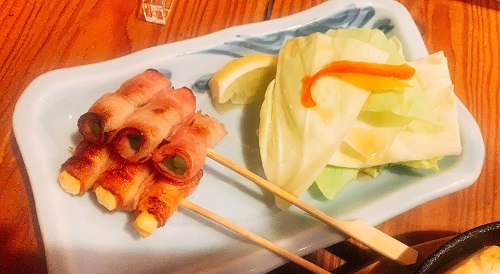 まつやのアスパラベーコンとチーズベーコン