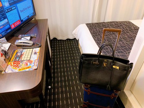 アパホテル 御堂筋本町駅前