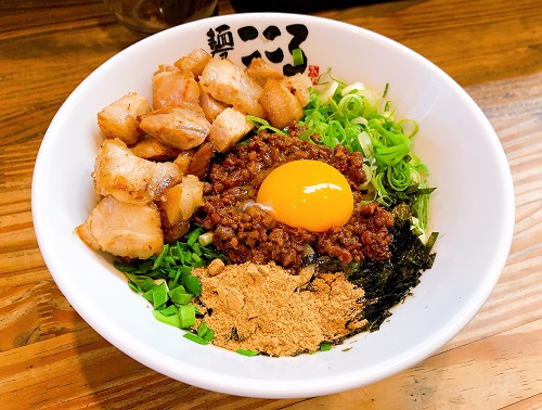 麺屋こころ 難波南店の肉入り台湾まぜそば