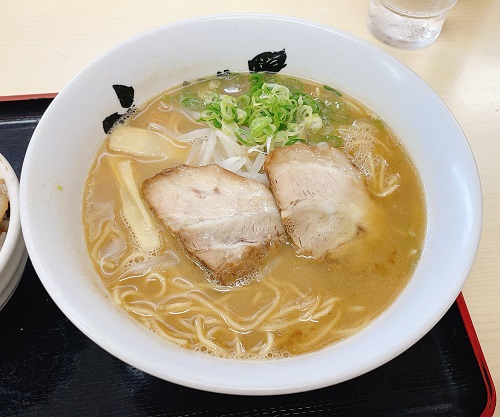 中華そば うりぼうのチャーシュー入大