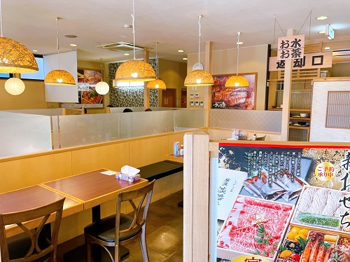 タン次郎食堂 北矢三店の店内