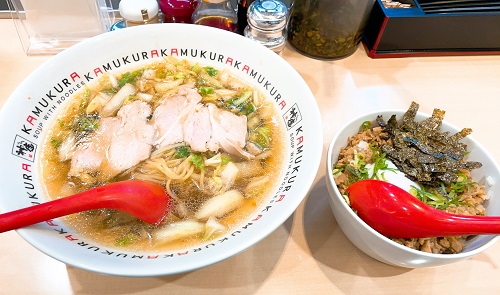 どうとんぼり神座 心斎橋店のそぼろ丼セット